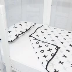 Amani Bebe Quilt & Pillow Set - Tic Tac Toe
