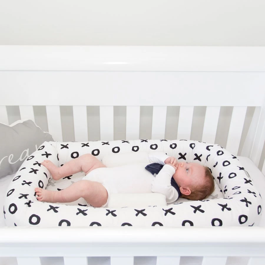 Organic Breathe Eze Cosy Crib - Tic Tac Toe 2 Organic Breathe Eze Cosy Crib - Tic Tac Toe - Image 2