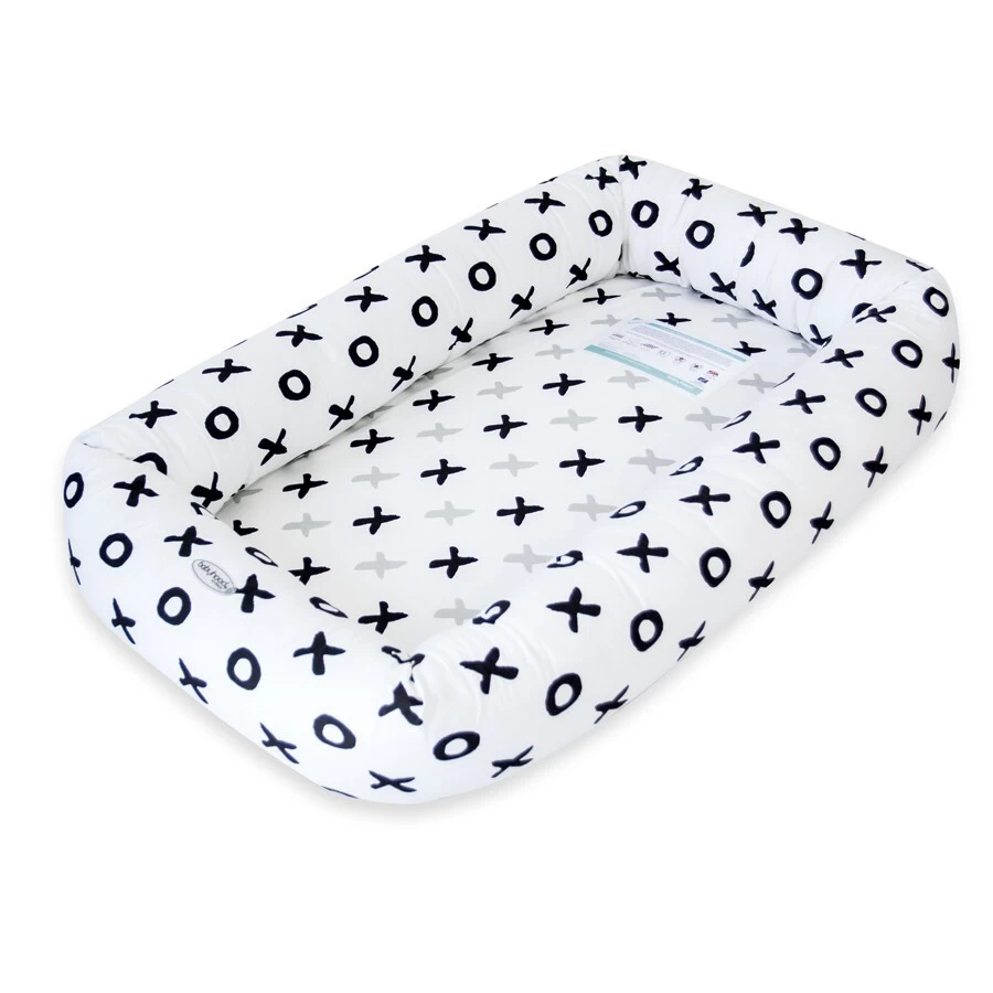 Organic Breathe Eze Cosy Crib - Tic Tac Toe 1 Organic Breathe Eze Cosy Crib - Tic Tac Toe