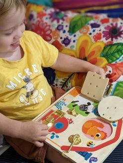 Tooky Toy Latches Activity Board 16 Tooky Toy Latches Activity Board -KidKraft Store E01 TH985 7