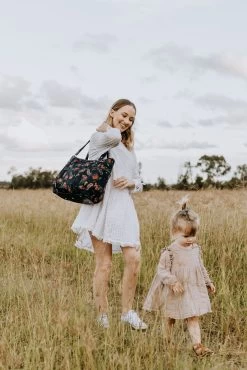 OiOi Tote Nappy Bag - Botanical Navy -KidKraft Store O01 7036 4